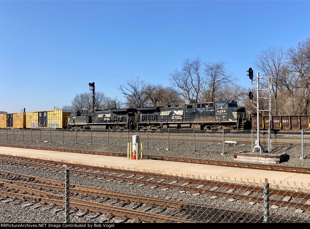 NS 4284 and 4452